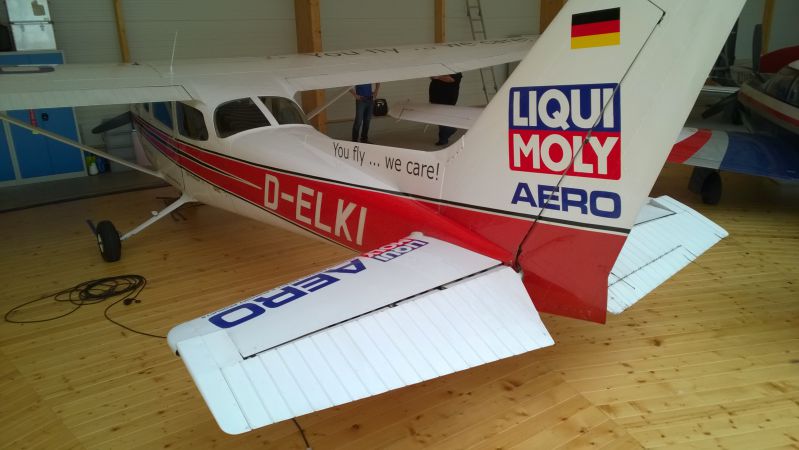 flugzeugbeschriftung_liqui_moly_aero_1